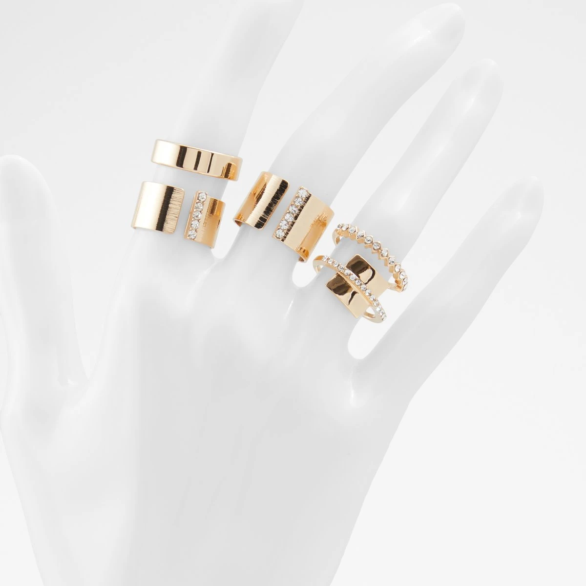 Elegant Women's Statement Ring - Striking Fashion Accessory 4 Elegant Women's Statement Ring - Striking Fashion Accessory - Image 2