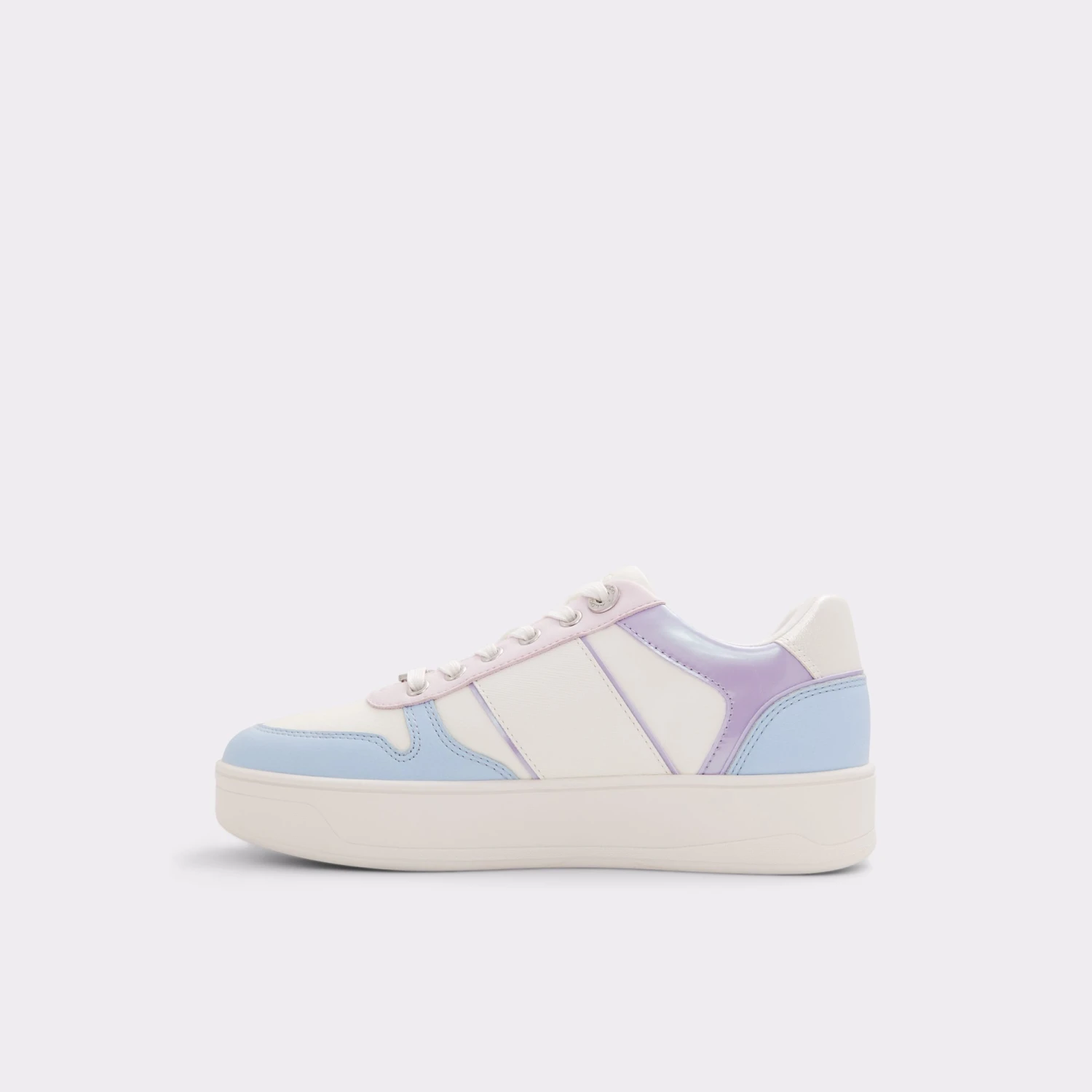 Clubhouse-lLow Top Sneaker - Flatform 6 Clubhouse-lLow Top Sneaker - Flatform - Image 4