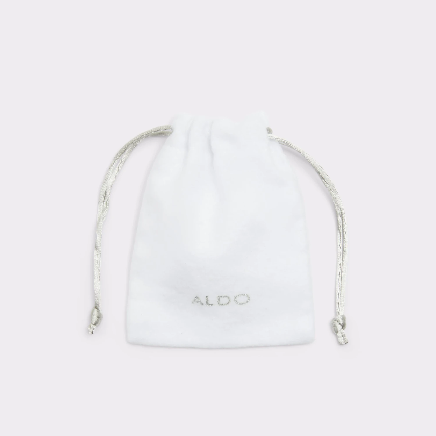 Gavalaeria Elegant Women's Bracelet Accessory 4 Gavalaeria Elegant Women's Bracelet Accessory - Image 2