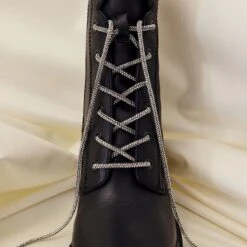 Glostring Sleek Premium Shoelaces for Women 7 Glostring Sleek Premium Shoelaces for Women -The Aldo Shop glostring silver 040 look part sq nt 1200x1200