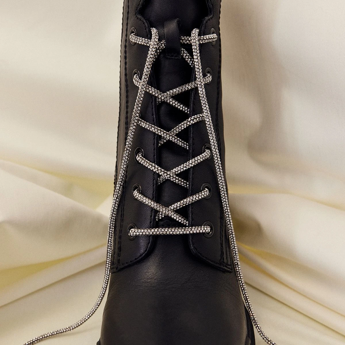 Glostring Sleek Premium Shoelaces for Women 5 Glostring Sleek Premium Shoelaces for Women - Image 3