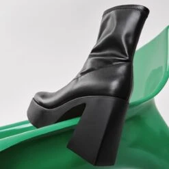 LightweightGrandstepChelsea Boot - Block Heel -The Aldo Shop grandstep black 001 002 045 look part sq nt 1200x1200