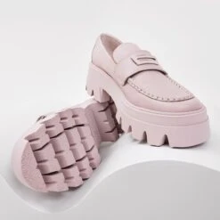 Final Sale - The Item Cannot Be ReturnedGrandwalkLoafer - Lug Sole -The Aldo Shop grandwalk grey 060 001 043 look part sq nt 1200x1200