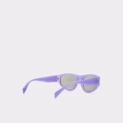 Gwussi Chic Women's Sunglasses - Perfect for Every Sunny Occasion -The Aldo Shop gwussi purple 500 alt2 sq gy 2000x2000