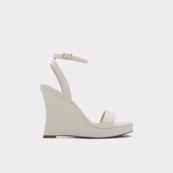 SaleNualaWedge Sandal - Wedge Heel