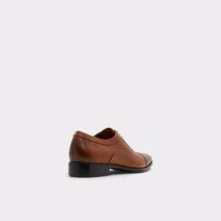 OsborneOxford Shoe -The Aldo Shop osborne brown 220 001 043 alt1 sq gy 2000x2000