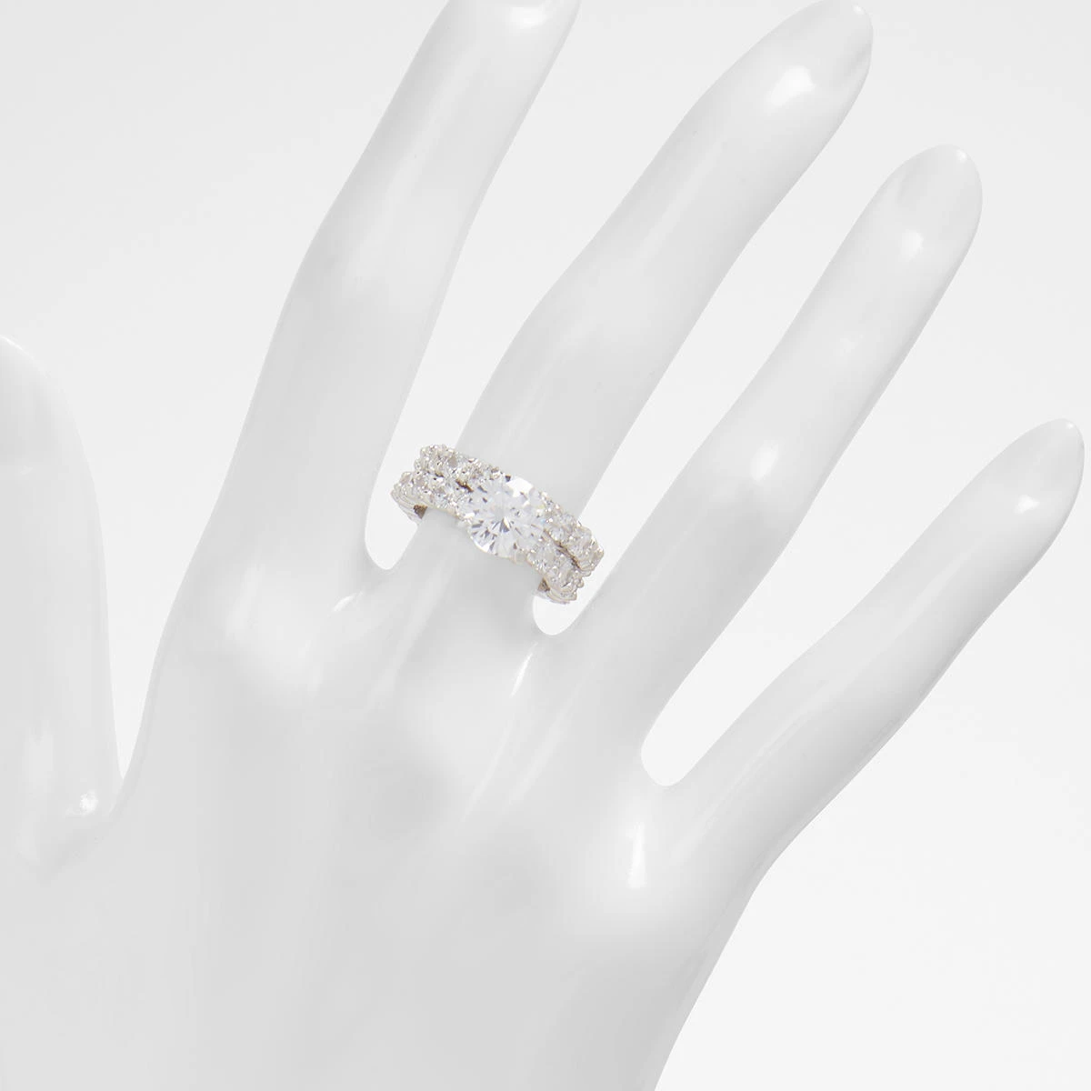 PlagensRing Cubic Zirconia Statement Ring - Women's Bold Accessory 4 PlagensRing Cubic Zirconia Statement Ring - Women's Bold Accessory - Image 2