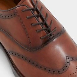 Aldo Donald 19 Aldo Donald -The Aldo Shop product 13814416 donald brown 220 001 043 detail sq gy