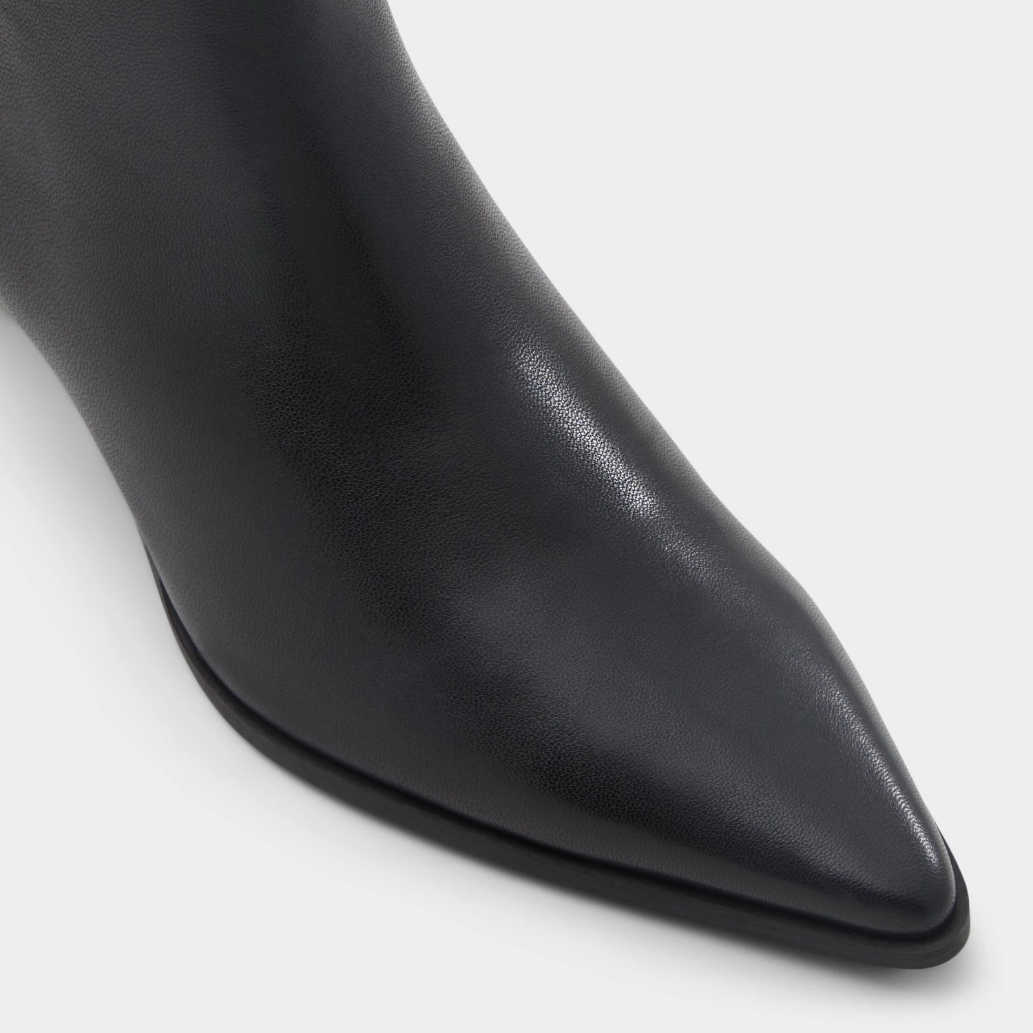 Aldo Emmalie Minimalist Glossy Leather Kitten Heel Ankle Boots 7 Aldo Emmalie Minimalist Glossy Leather Kitten Heel Ankle Boots - Image 5