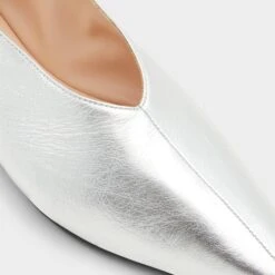 Aldo Zolissa Women's Pointed Toe Ballet Flats 16 Aldo Zolissa Women's Pointed Toe Ballet Flats -The Aldo Shop product 13877827 zolissa silver 040 001 051 detail sq gy