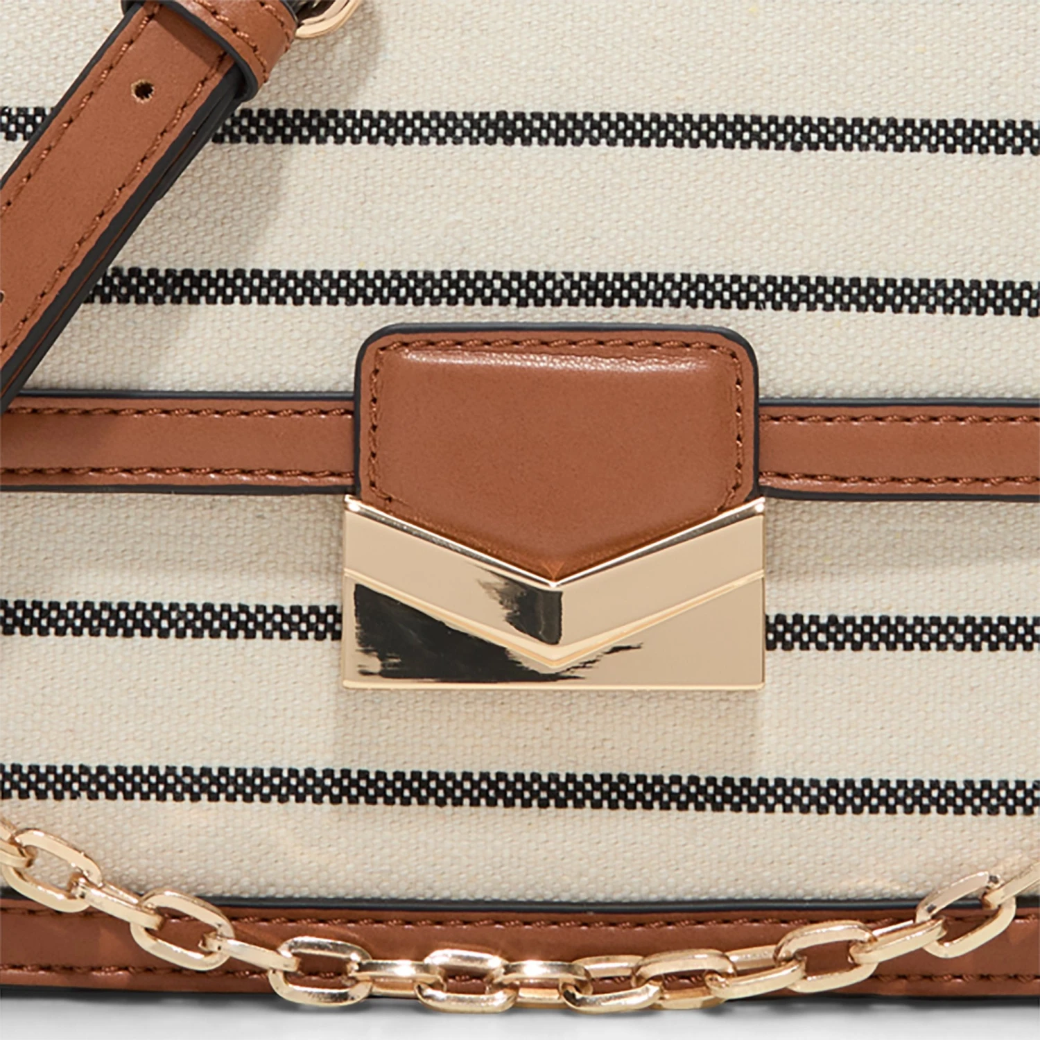 Aldo Soleilax Versatile Crossbody Bag for Women 7 Aldo Soleilax Versatile Crossbody Bag for Women - Image 5