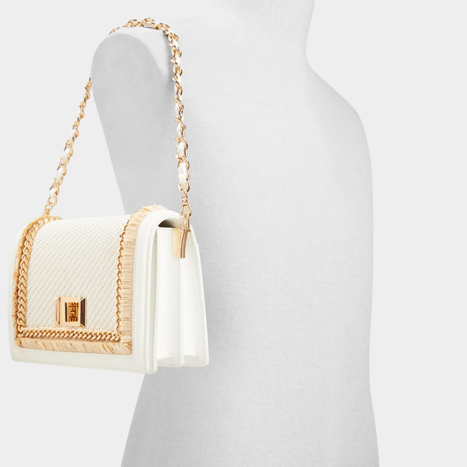 Aldo Maffayx Women's Handbag - Chic and Functional Style 6 Aldo Maffayx Women's Handbag - Chic and Functional Style - Image 4