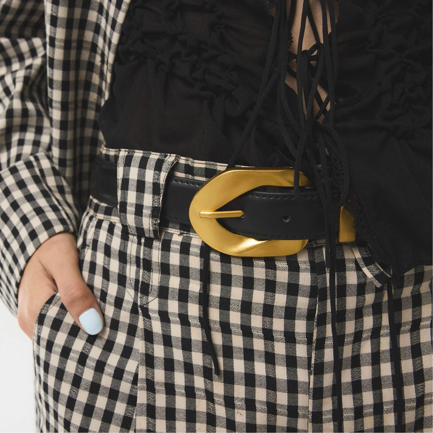 Aldo Raiyne Women's Leather Belt with Oversized Buckle 3 Aldo Raiyne Women's Leather Belt with Oversized Buckle - Image 2