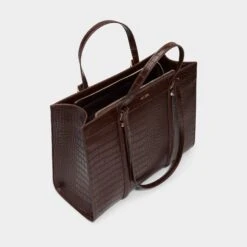 Aldo Ninetofivee - Glossy Espresso Croc Structured Tote Bag 10 Aldo Ninetofivee - Glossy Espresso Croc Structured Tote Bag -The Aldo Shop product 14141582 ninetofivee brown 204 002 029 alt2 sq gy
