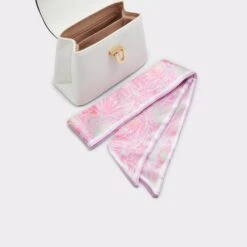 QeliwennxTop Handle Bag -The Aldo Shop qeliwennx white 100 002 029 alt2 sq gy 2000x2000