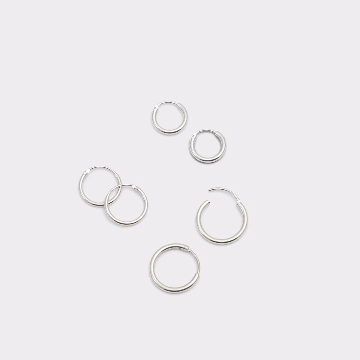 Elegant Women's Fashion Earrings - Versatile Accessory for Every Outfit 3 Elegant Women's Fashion Earrings - Versatile Accessory for Every Outfit